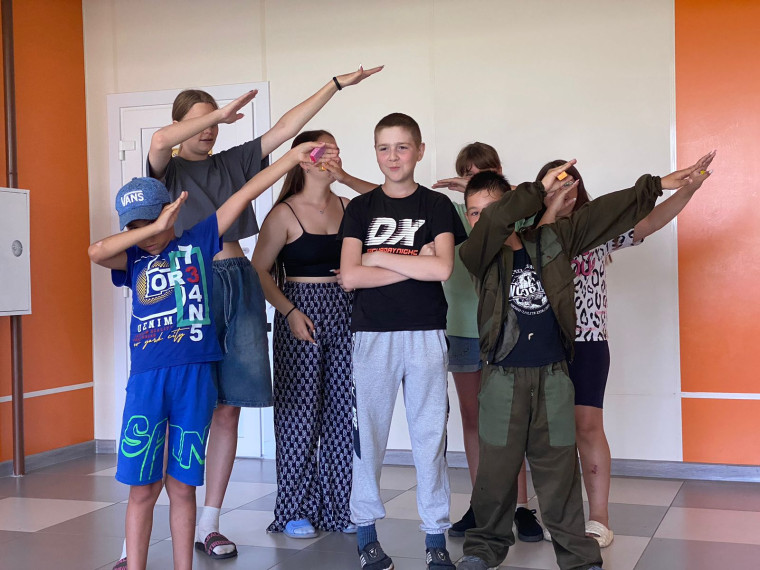 Девятый день..