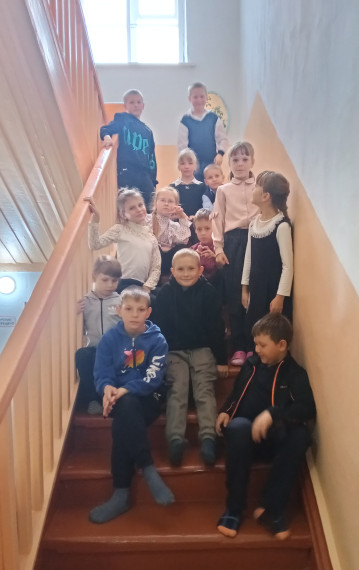 Экскурсия Орлят в музыкальную школу.